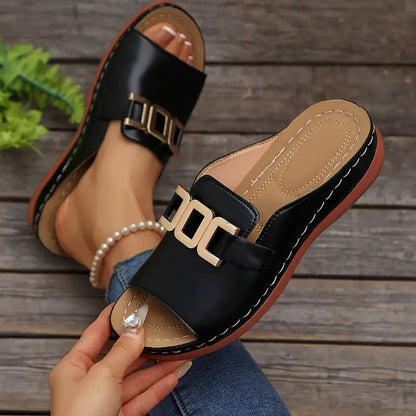 Lucerra - Buckle Strap Slide Sandals