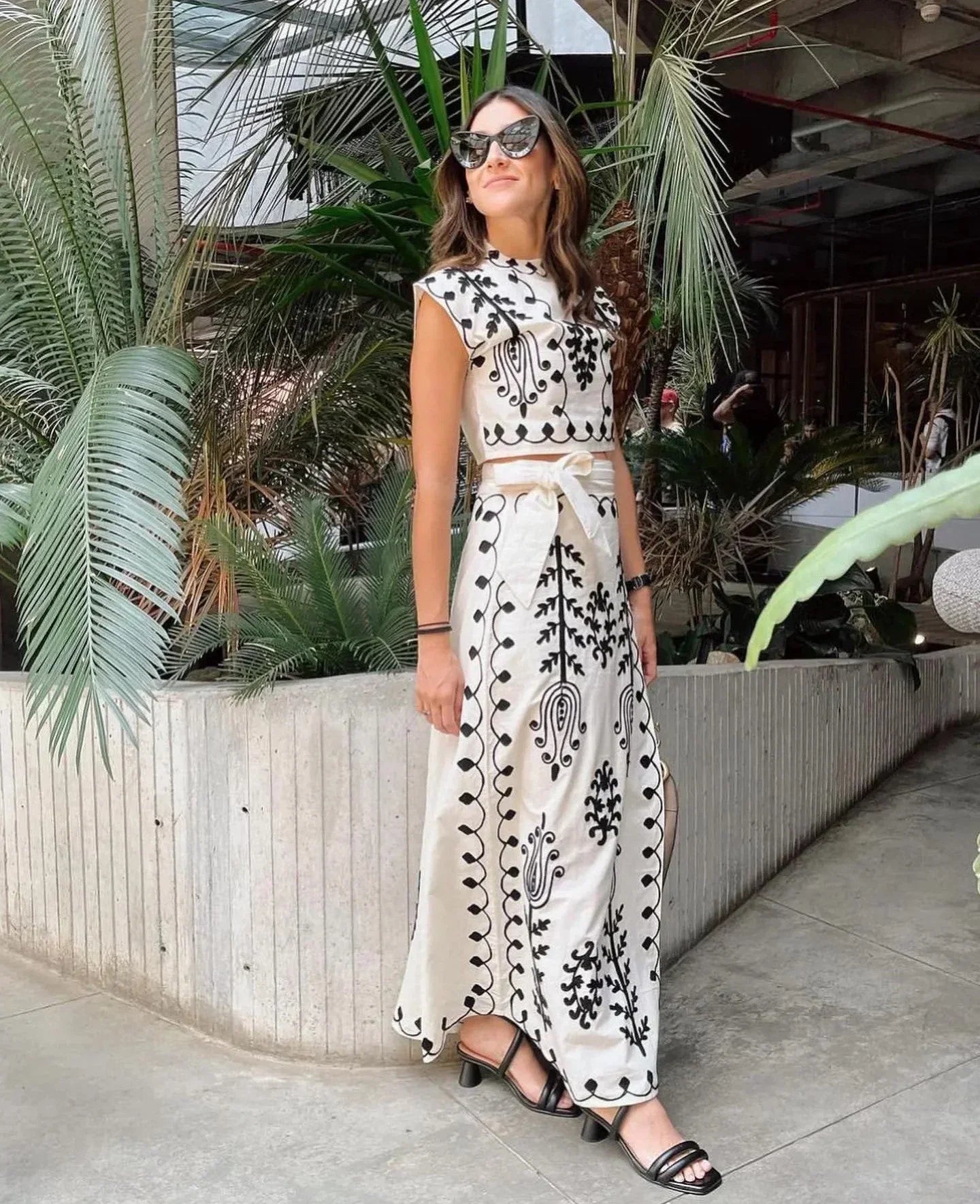 Molly - Embroidered Two-Piece Set